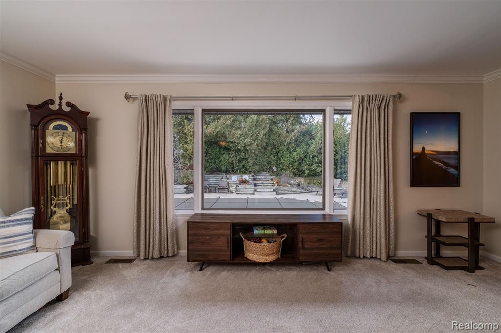 35598 Springvale Street Farmington Hills, MI 48331 - Photo 13 of 56 Gallery Image 13