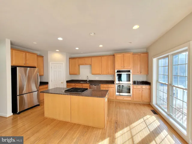 $699,000 | 13660 Lavender Mist Lane, Centreville, VA 20120