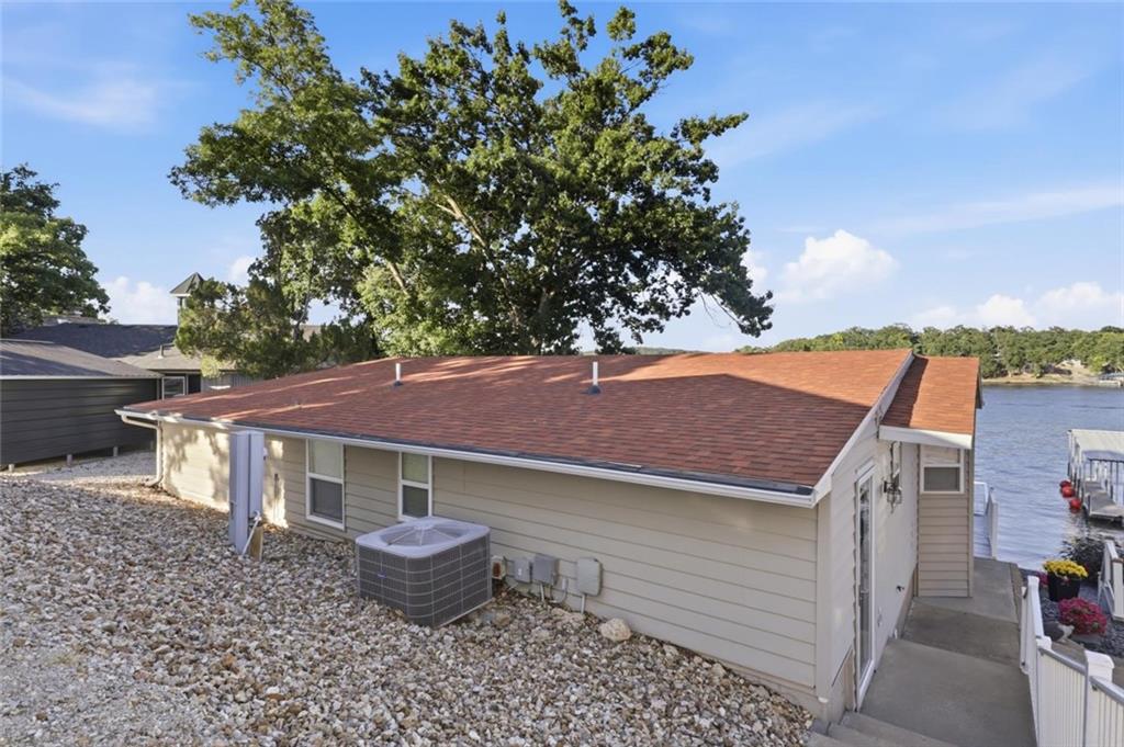 2202 Spring Cove Road Sunrise Beach, MO 65079 - Photo 5 of 43