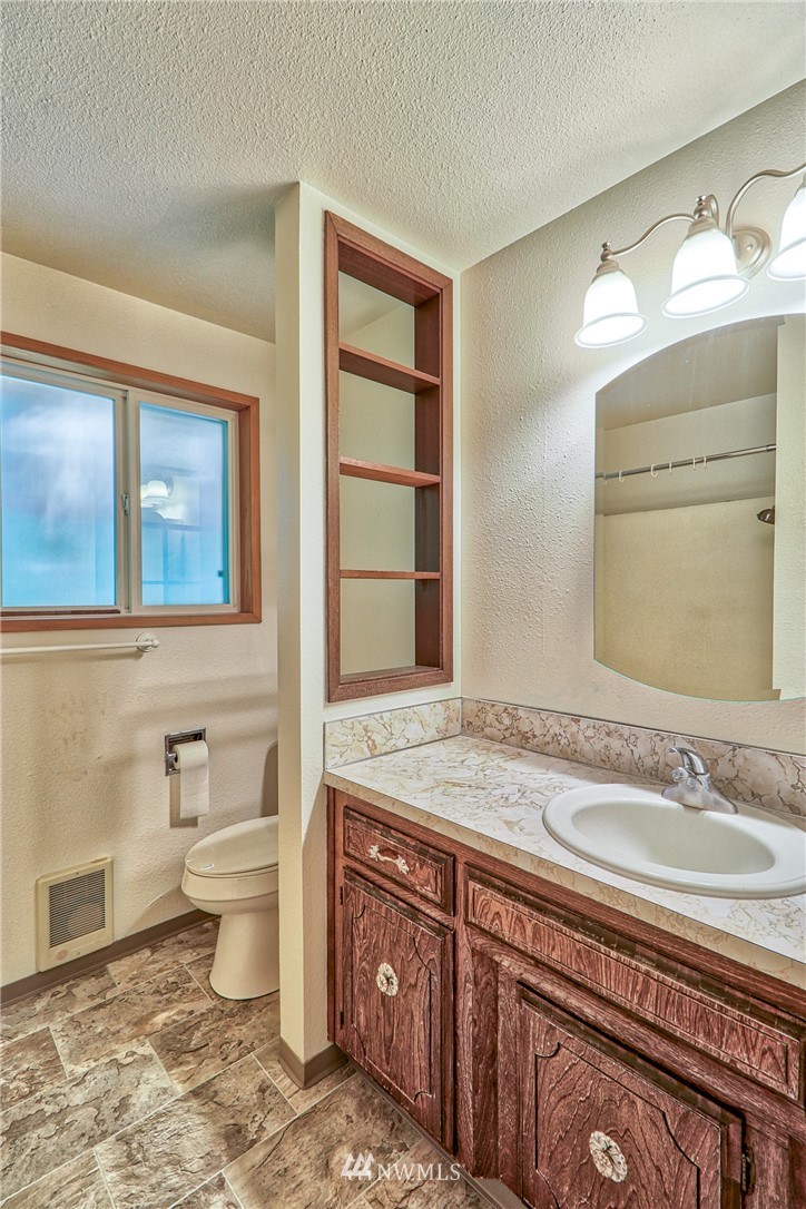 5444 Schoth Road Southwest Tumwater, WA 98512 - Photo 22 of 24 Gallery Image 22