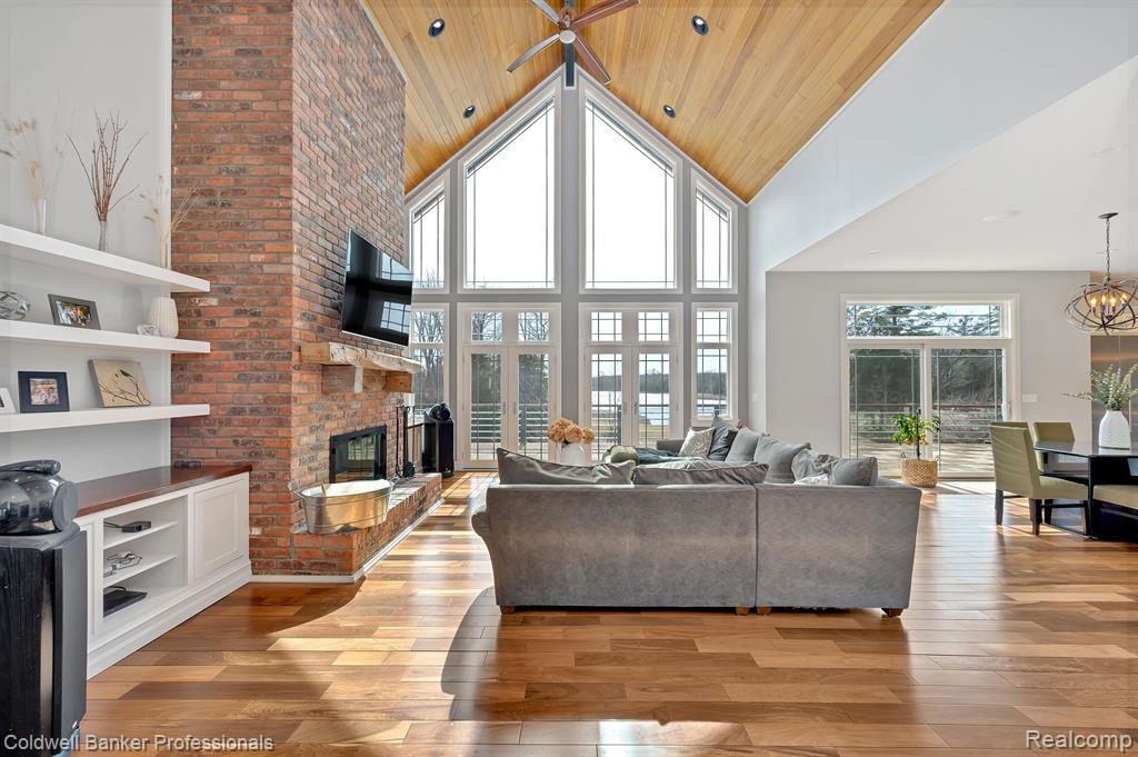 595 Army Road Leonard, MI 48367 - Photo 12 of 71 Gallery Image 12