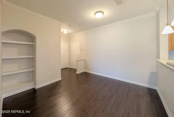 $1,298 | 8290 Gate Parkway West, Unit 816, Jacksonville, FL 32216