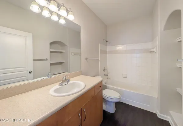 $1,298 | 8290 Gate Parkway West, Unit 816, Jacksonville, FL 32216