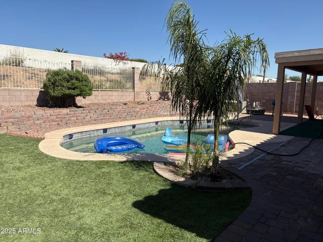 $2,450 | 17901 North 111th Drive, Surprise, AZ 85378