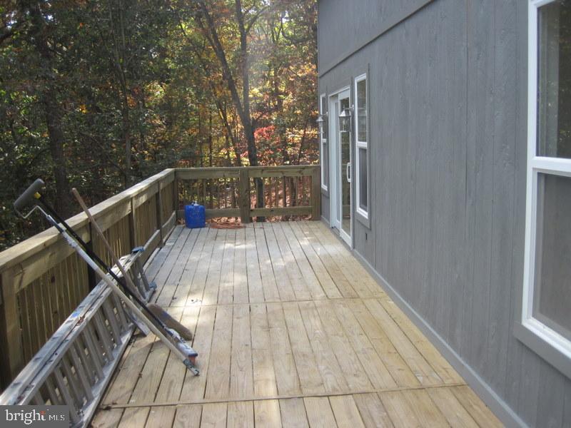 318 Anderson Road Basye, VA 22842 - Photo 27 of 50 Rear Deck