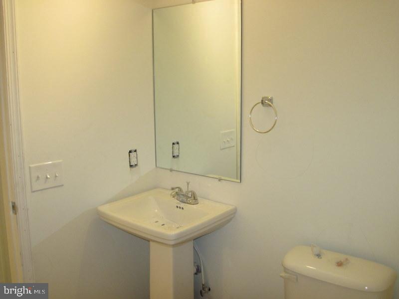 318 Anderson Road Basye, VA 22842 - Photo 35 of 50 Lower level bath