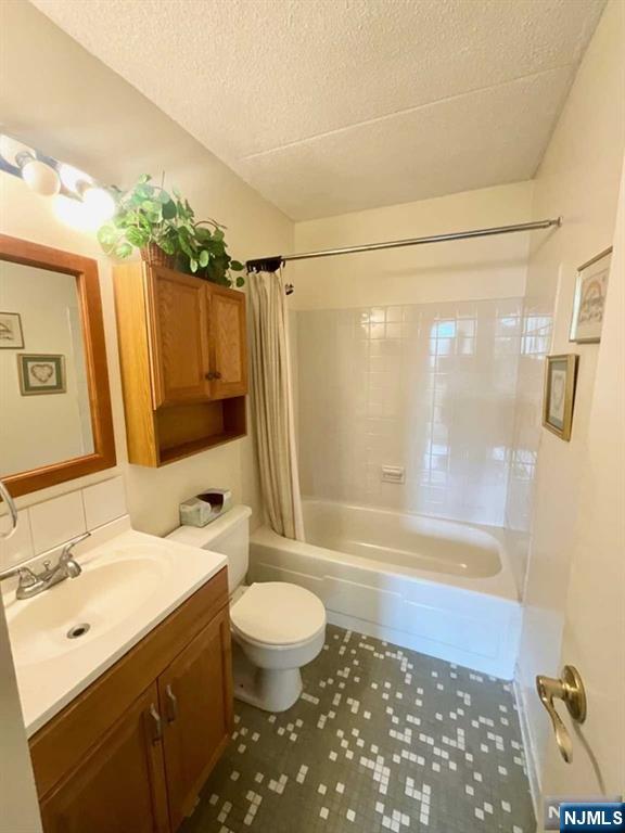 250 Gorge Road, Unit 7H Cliffside Park, NJ 07010 - Photo 11 of 23