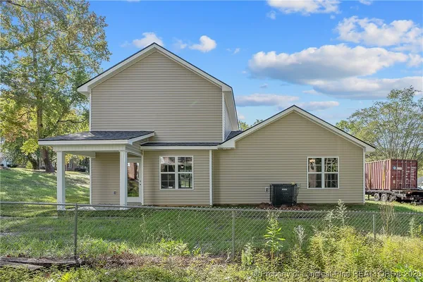 $319,900 | 5900 End Place, Fayetteville, NC 28314