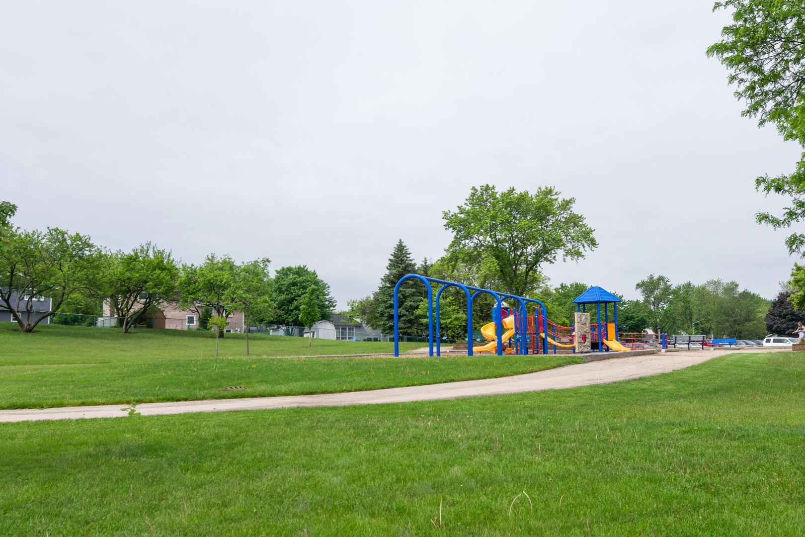 300 South Roselle Road, Unit 319 Schaumburg, IL 60193 - Photo 11 of 11 a view of outdoor space with garden and trees
