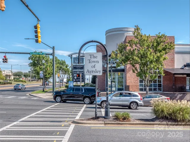 $4,100 | 2074 Ayrsley Town Boulevard, Charlotte, NC 28273