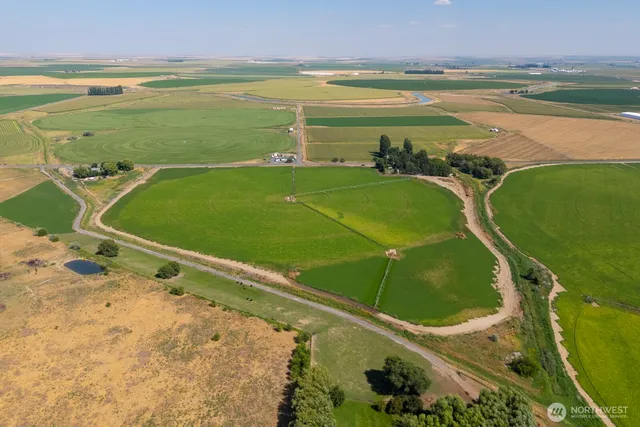a view of an outdoor space and lakeside