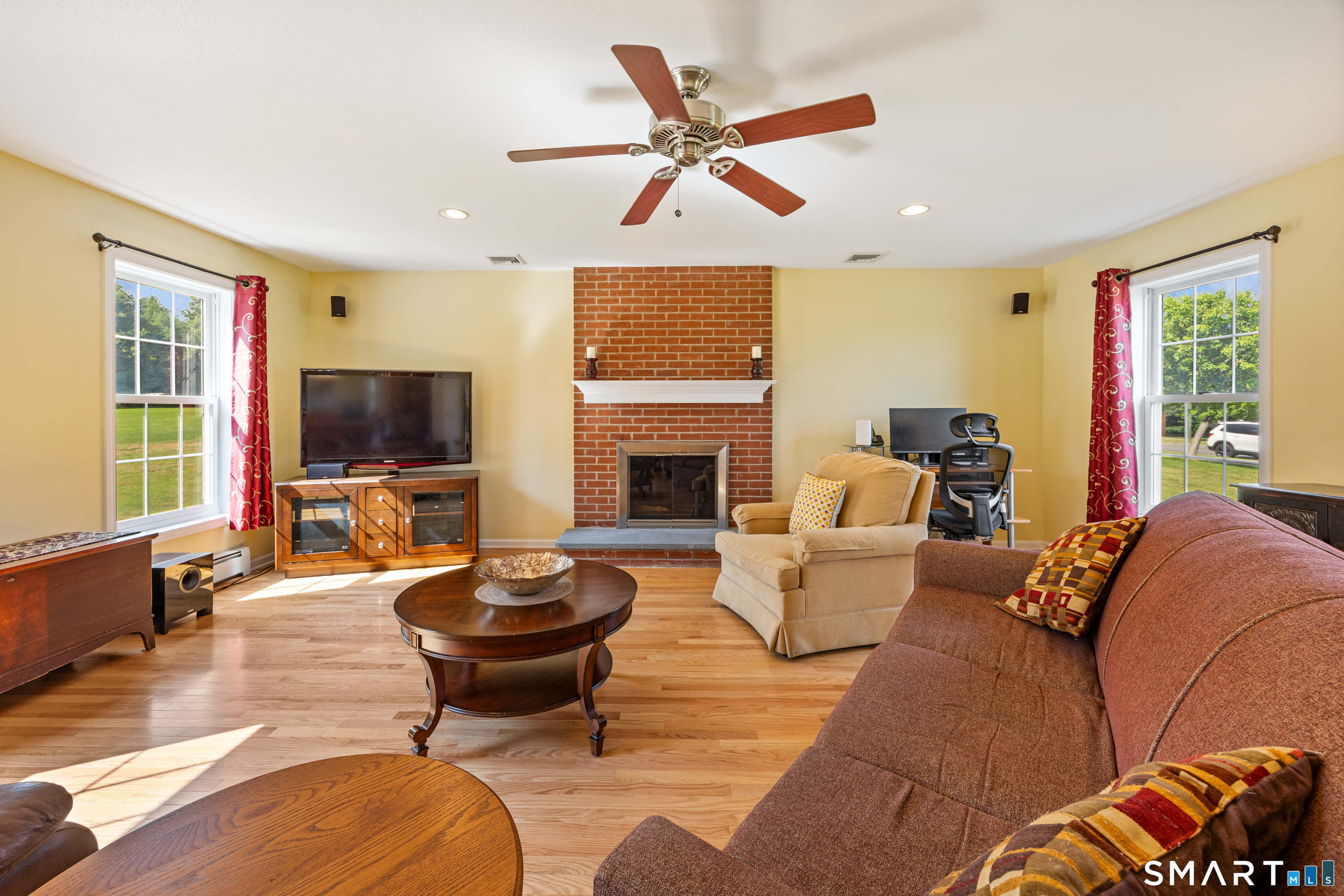 39 Old Farm Road Plymouth, CT 06786 - Photo 8 of 38