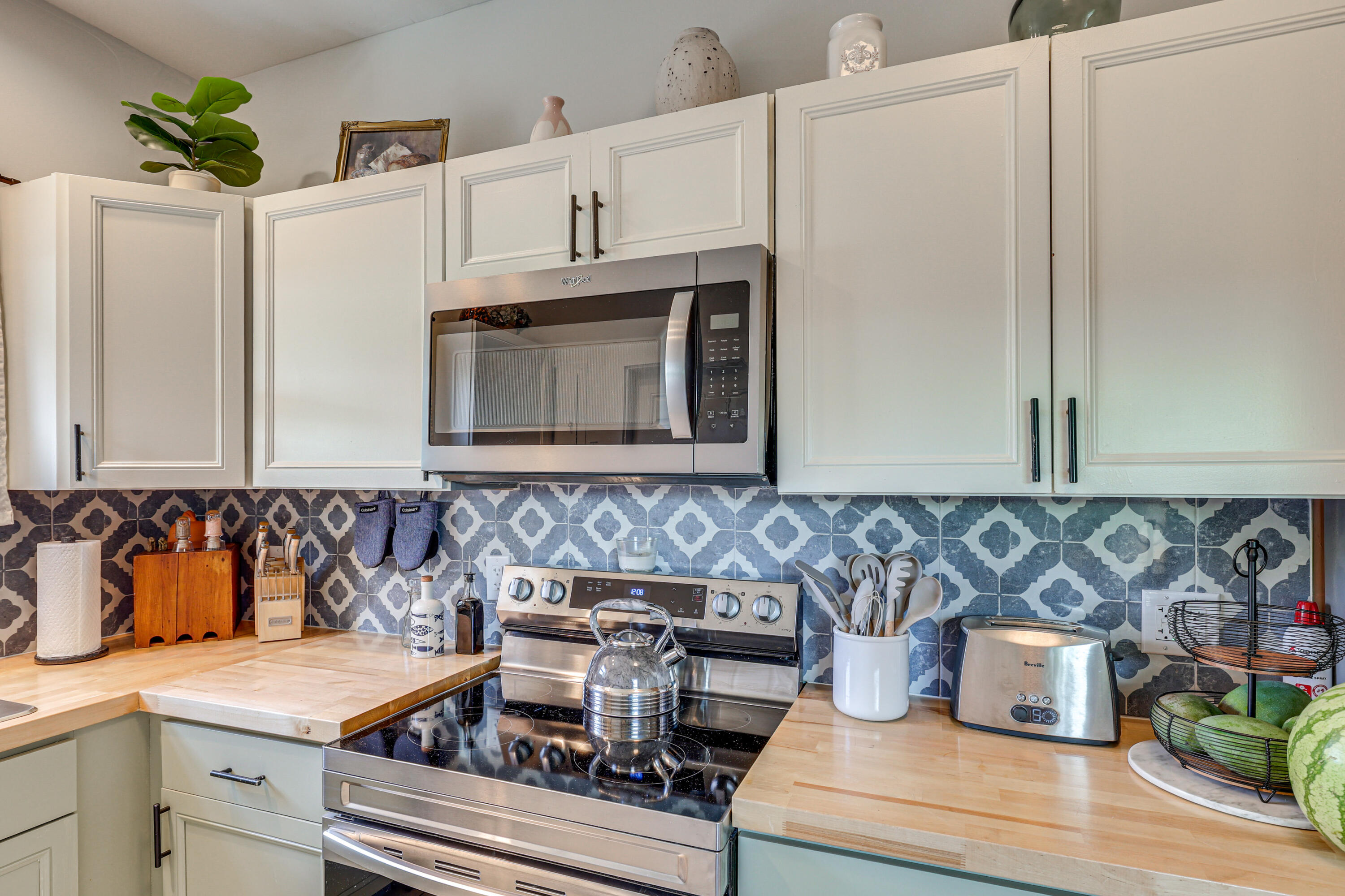 411 Valley Forge Road West Palm Beach, FL 33405 - Photo 12 of 52 Set - 011