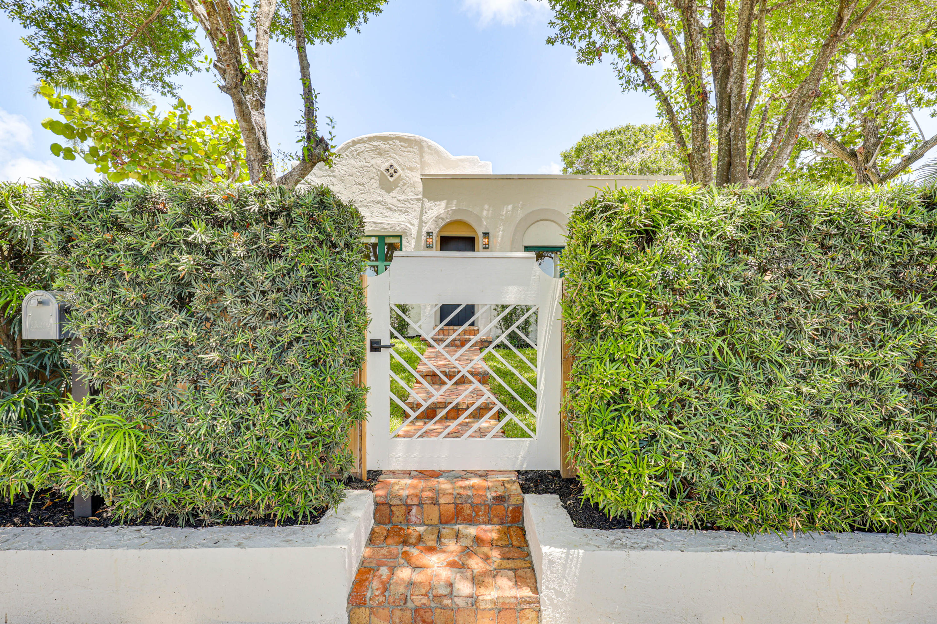 411 Valley Forge Road West Palm Beach, FL 33405 - Photo 26 of 52 Set - 044