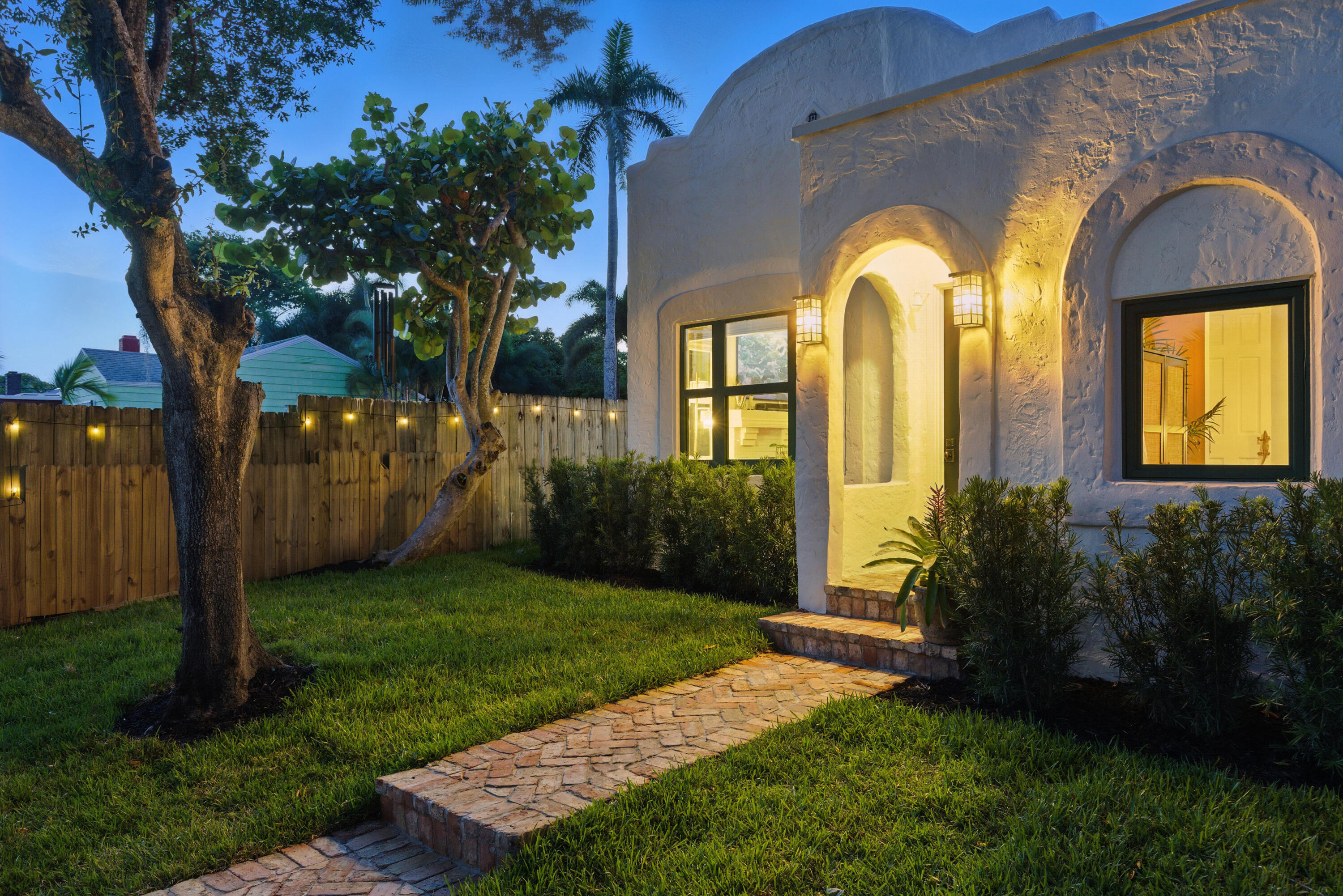 411 Valley Forge Road West Palm Beach, FL 33405 - Photo 32 of 52 0012