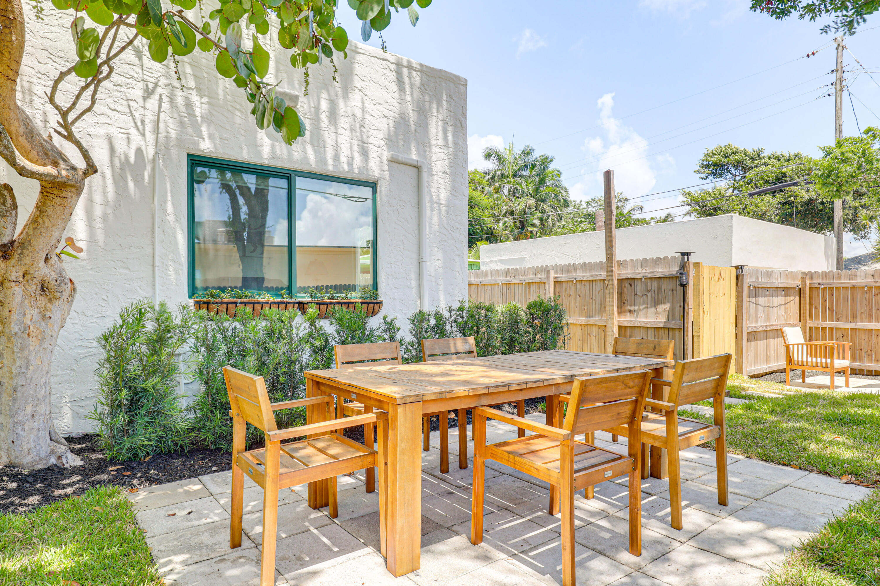 411 Valley Forge Road West Palm Beach, FL 33405 - Photo 36 of 52 Set - 031