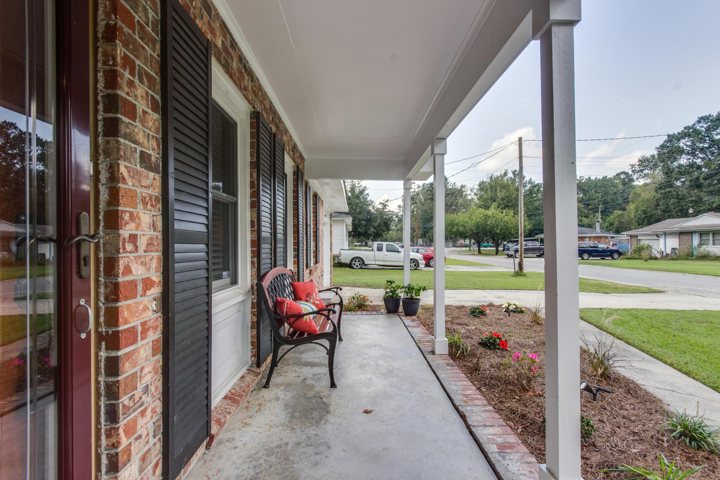 104 County Rd S-18-514 Ladson, SC 29456 - Photo 3 of 31 ck1709292-1003