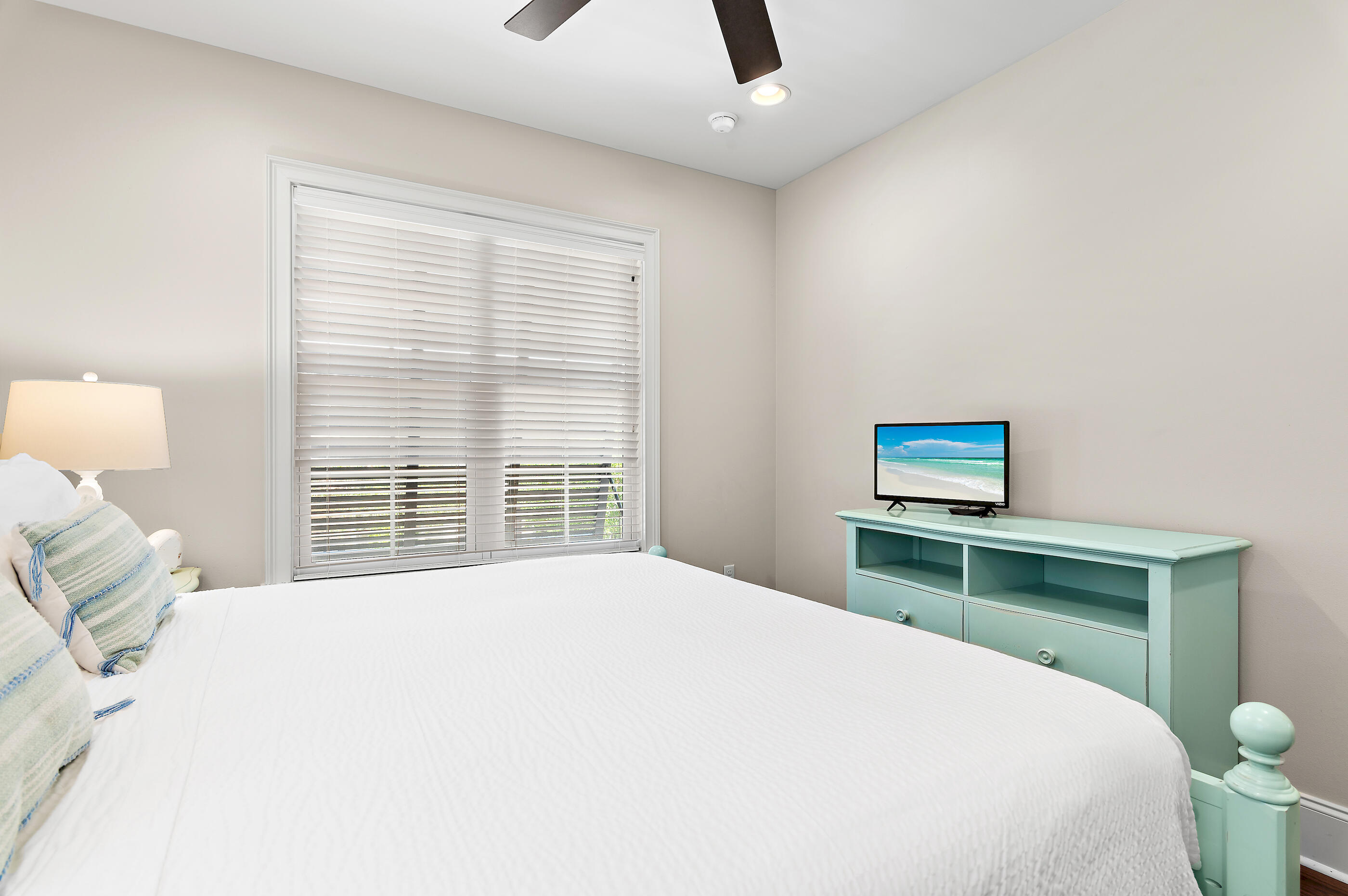 1975 Baytowne Loop Miramar Beach, FL 32550 - Photo 20 of 49 King Guest Suite