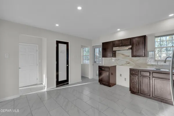 $259,950 | 10072 Kenworthy Street, El Paso, TX 79924