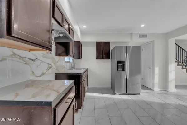 $259,950 | 10072 Kenworthy Street, El Paso, TX 79924