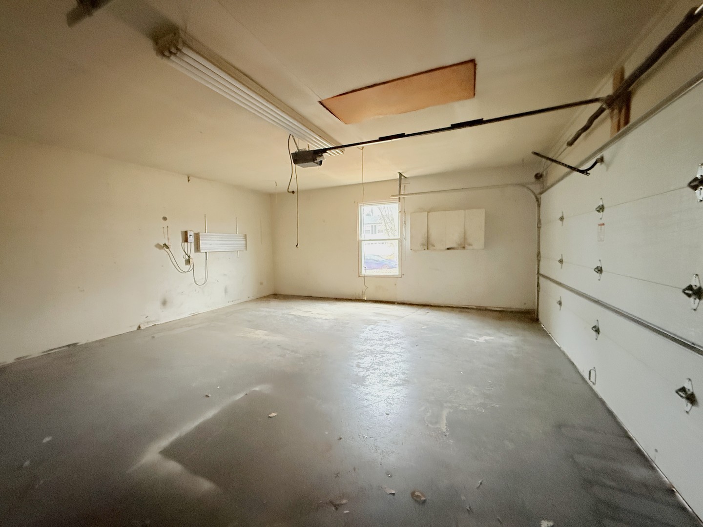 196 Green Court Streamwood, IL 60107 - Photo 17 of 18 a view of a room cabinetry and utility room