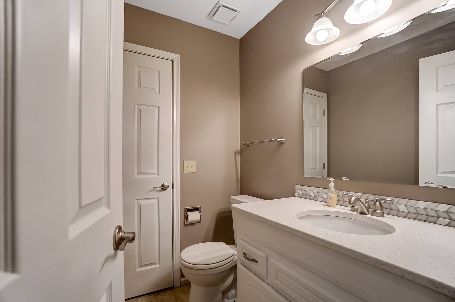 2804 Ridge Valley Drive Fort Wayne, IN 46804 - Photo 22 of 32 Gallery Image 22