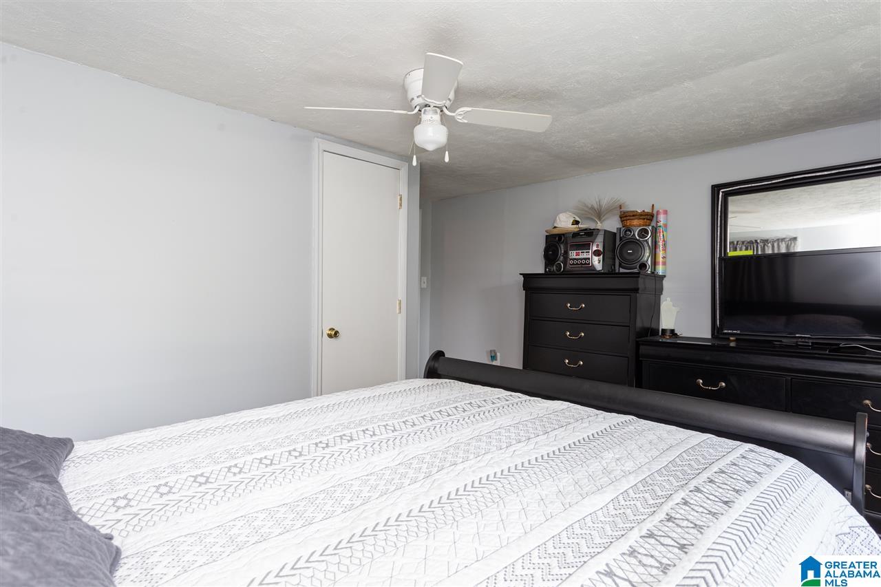726 Riverside Drive Gadsden, AL 35903 - Photo 13 of 36