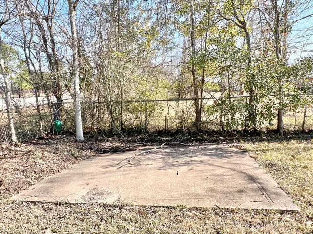 $1,850 | 303 Brigadoon Lane, Friendswood, TX 77546