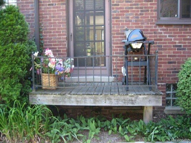 592 Cadieux Road Grosse Pointe, MI 48230 - Photo 22 of 22 Deck