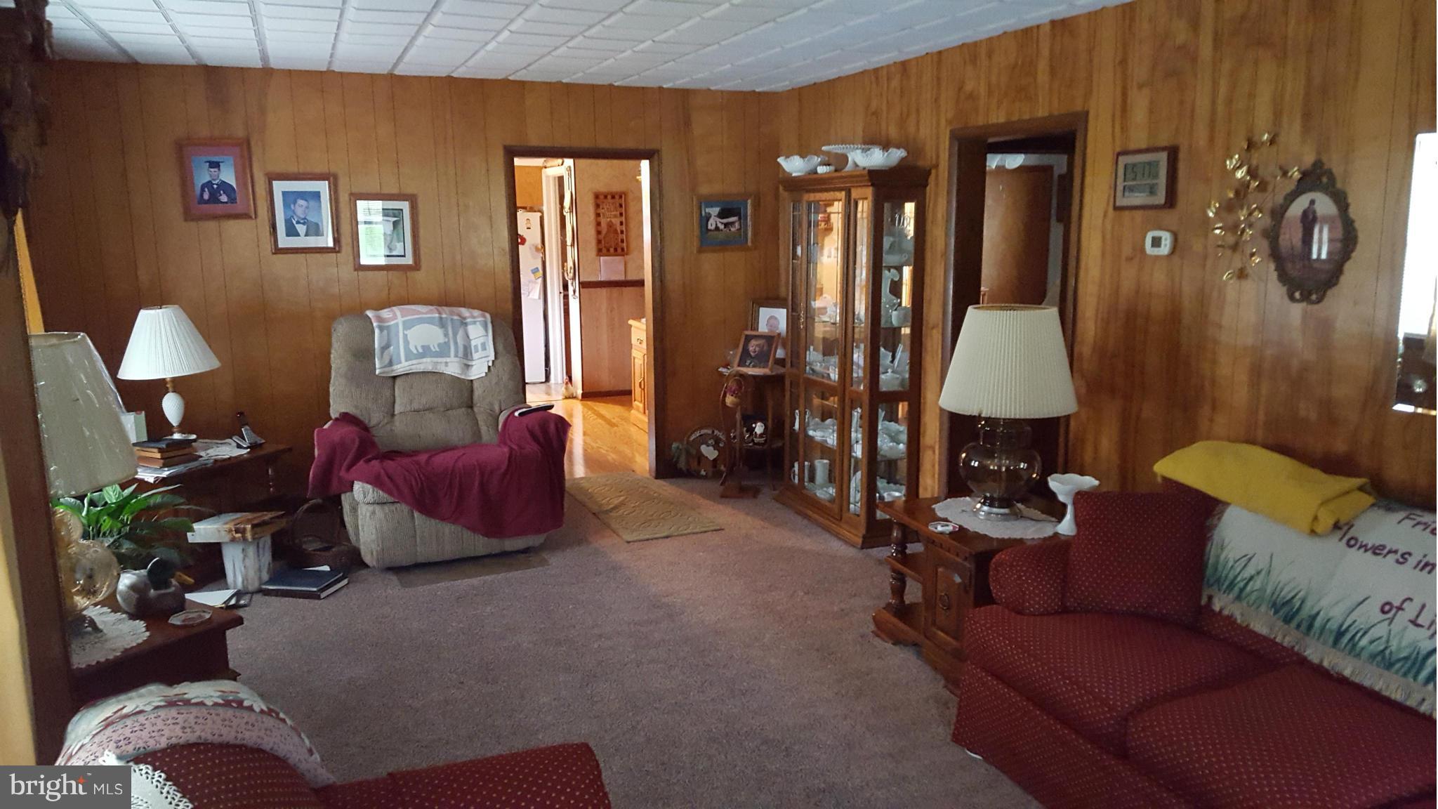 604 Magnolia Road Joppa, MD 21085 - Photo 5 of 18 Living Room