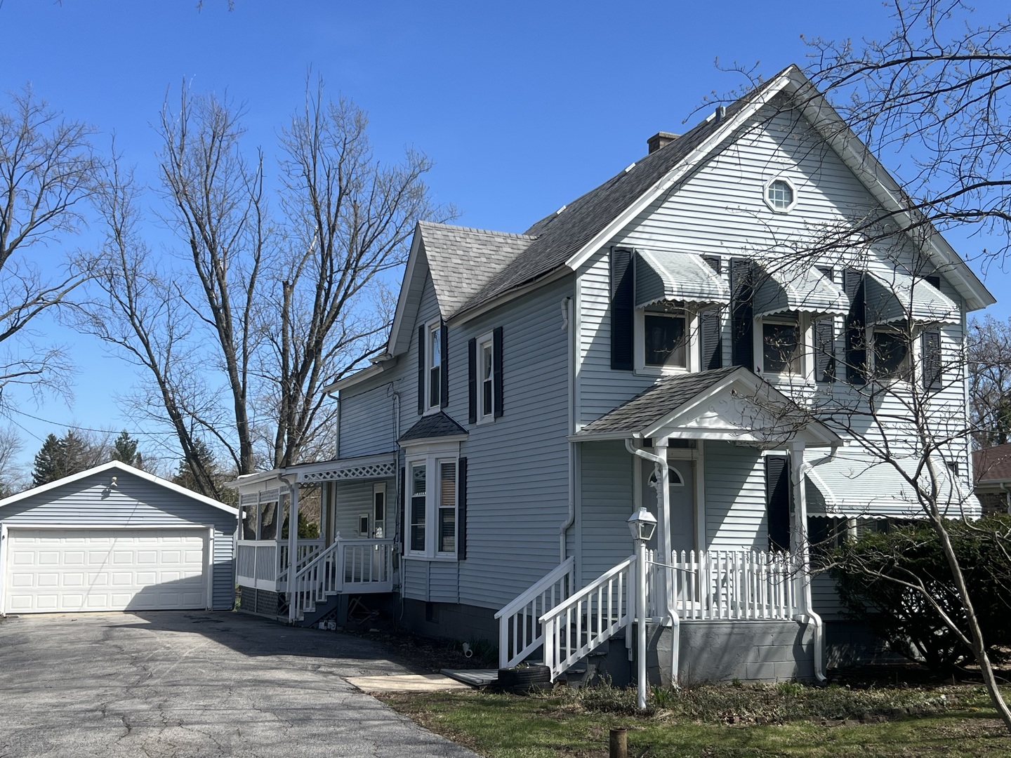 7113 Clarendon Hills Road Darien, IL 60561 - Photo 1 of 36