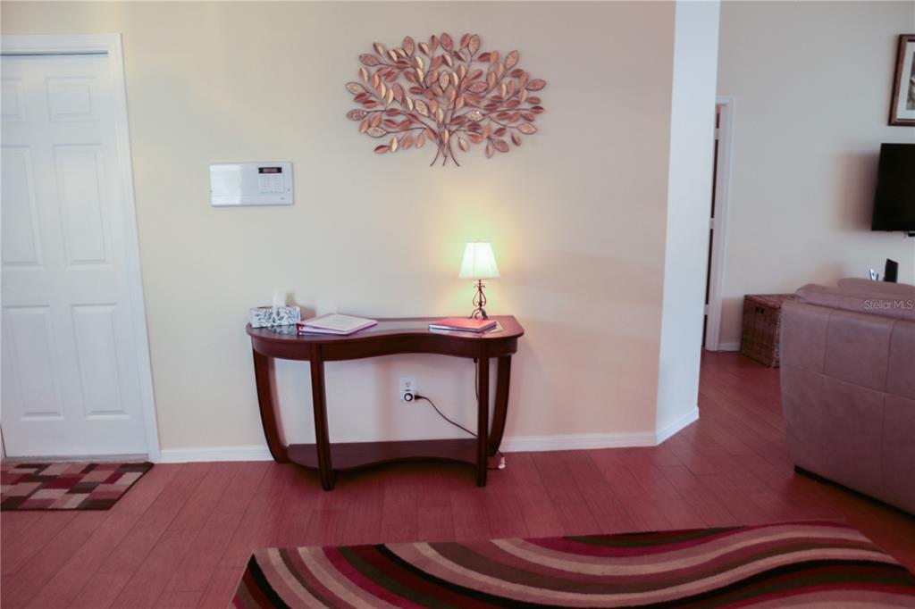 2643 Oneida Loop Kissimmee, FL 34747 - Photo 9 of 93 Gallery Image 9