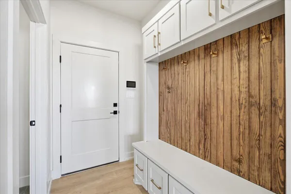 $515,000 | 3808 County Road 7665, Lubbock, TX 79424