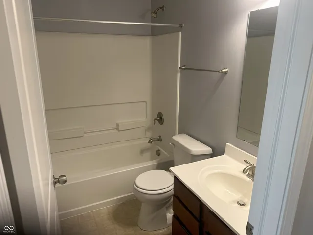 $320,000 | 11461 Reagan Drive, Fishers, IN 46038