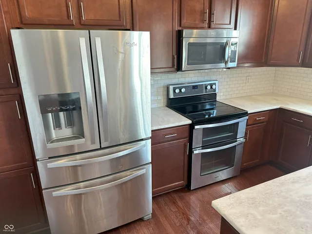 $320,000 | 11461 Reagan Drive, Fishers, IN 46038