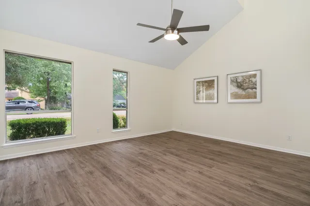 $2,400 | 1924 Nursery Road, The Woodlands, TX 77380