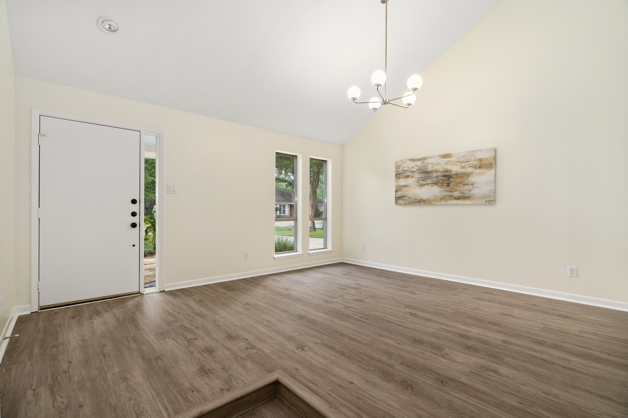 1924 Nursery Road The Woodlands, TX 77380 - Photo 4 of 29 Entry and formal dining