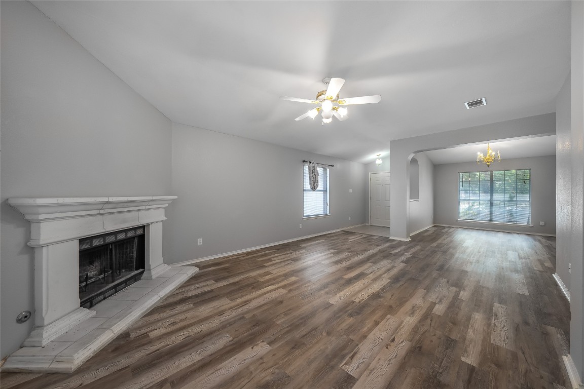 3924 Mocha Trail Austin, TX 78728 - Photo 3 of 14