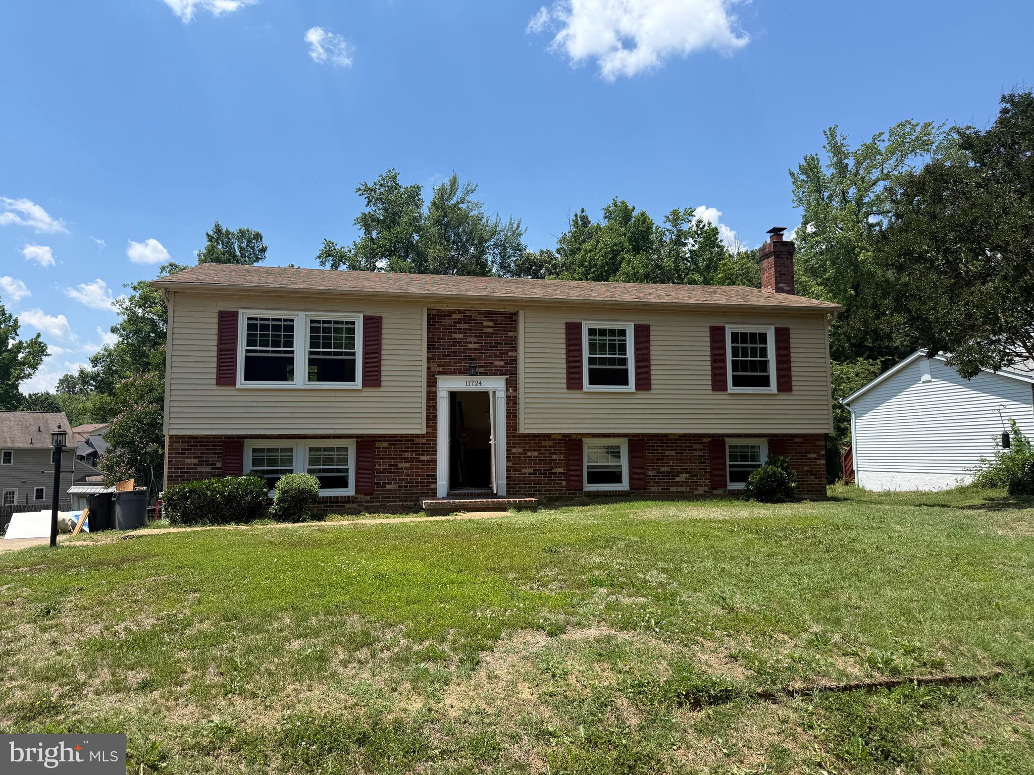 11724 Roosevelt Road Fredericksburg, VA 22407 - Photo 1 of 20 a front view of house with yard and green space
