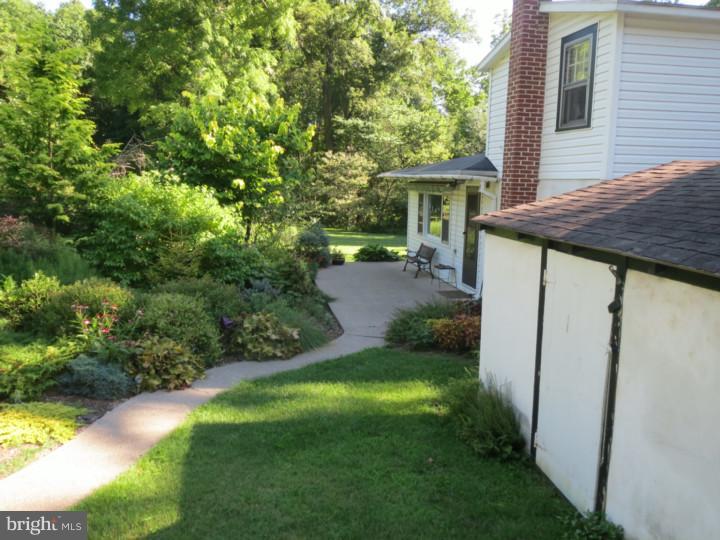 1740 Upper Ridge Road Pennsburg, PA 18073 - Photo 3 of 17