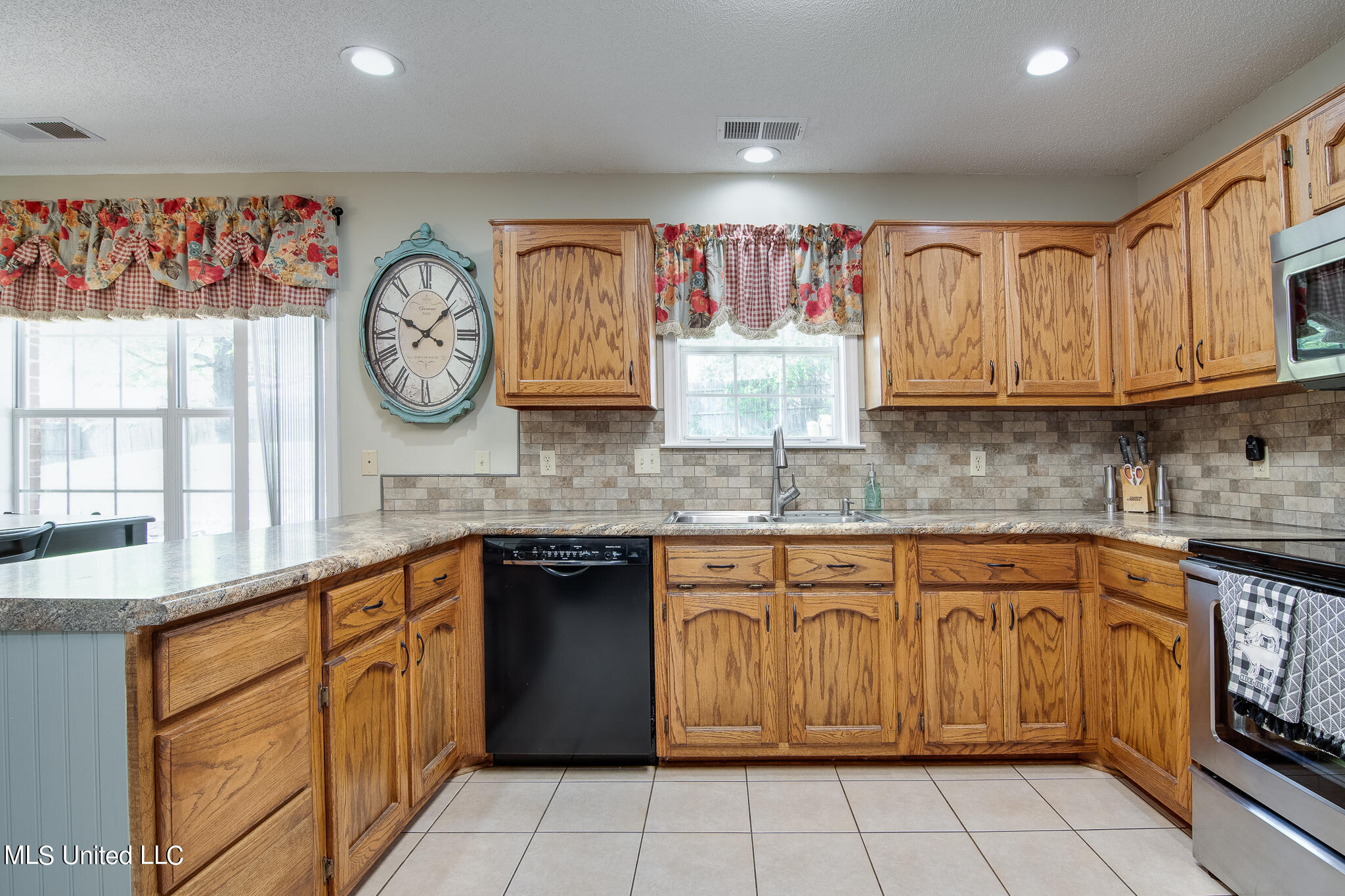 425 Timber Way South Hernando, MS 38632 - Photo 24 of 37 425 Timber Way South-26