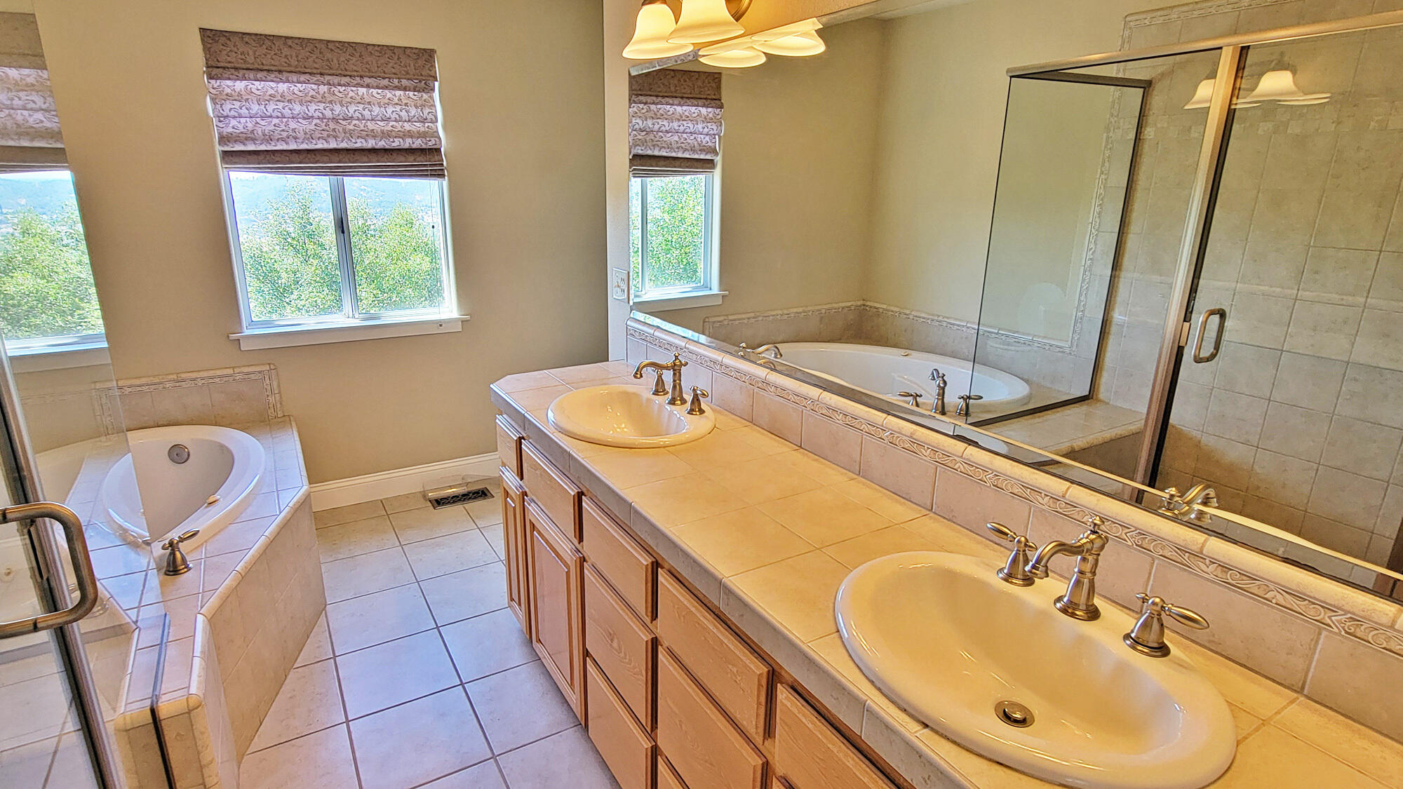 15723 Highland Point Way Redding, CA 96001 - Photo 20 of 40 bed1-bath1
