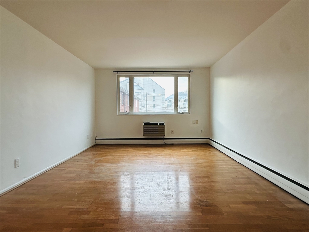 38 Carey Avenue, Unit 6 Watertown, MA 02472 - Photo 6 of 9