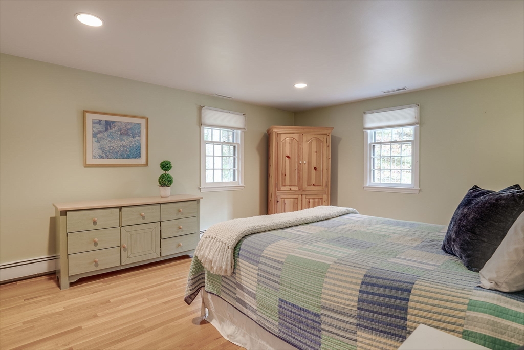 22 Alexandra Road Lynnfield, MA 01940 - Photo 18 of 36 Gallery Image 18