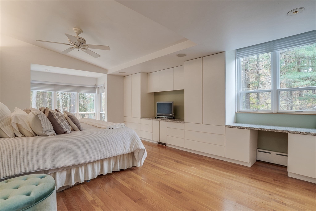 22 Alexandra Road Lynnfield, MA 01940 - Photo 23 of 36 Gallery Image 23