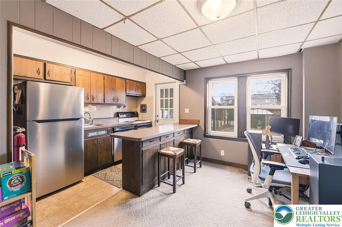 837 Delta Avenue Reading, PA 19605 - Photo 6 of 16