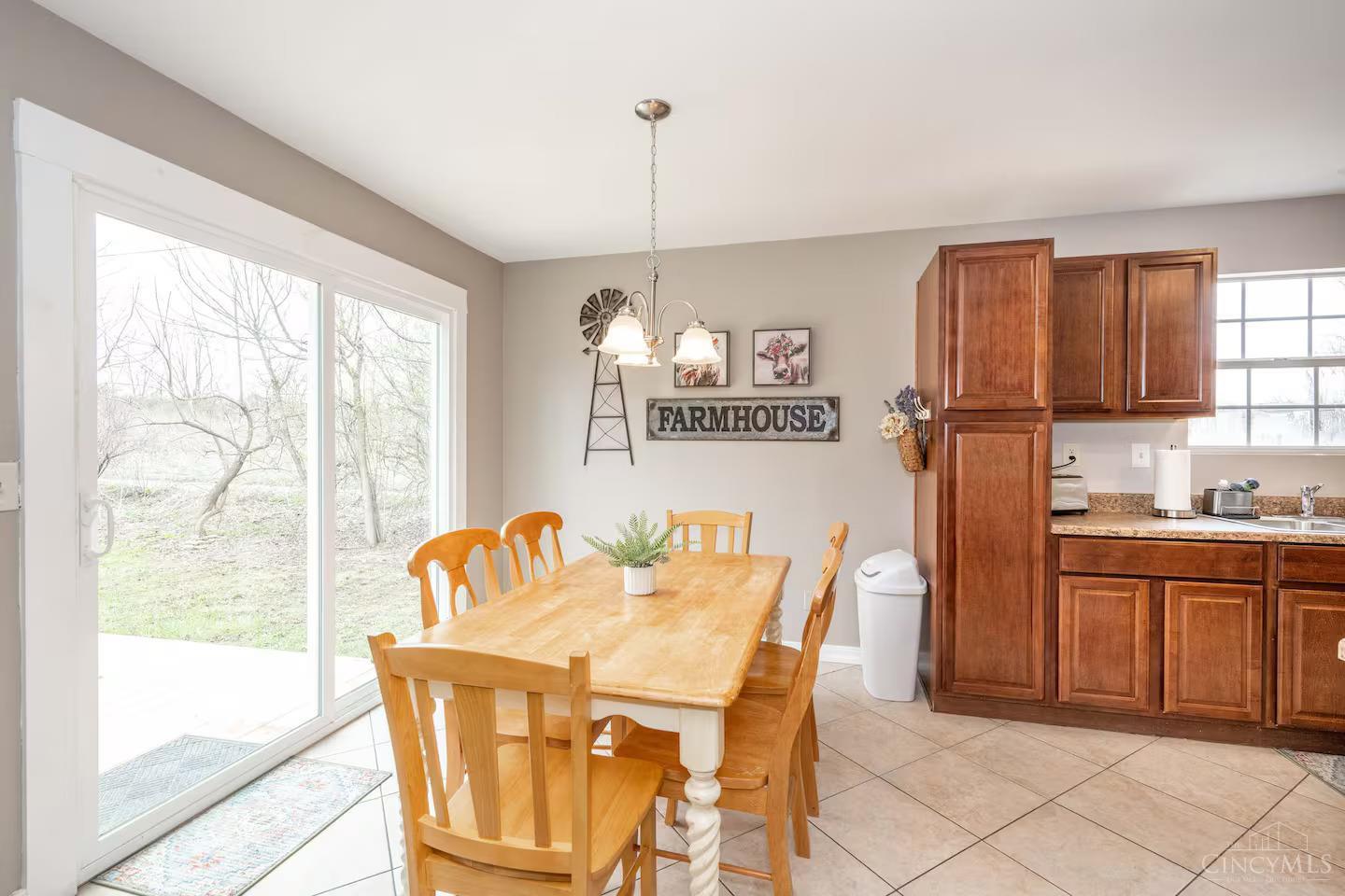916 South Main Street Monroe, OH 45050 - Photo 12 of 34