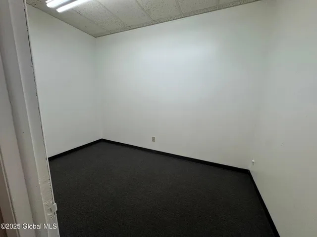 $3,000 | 35 Fuller Road, Colonie, NY 12205