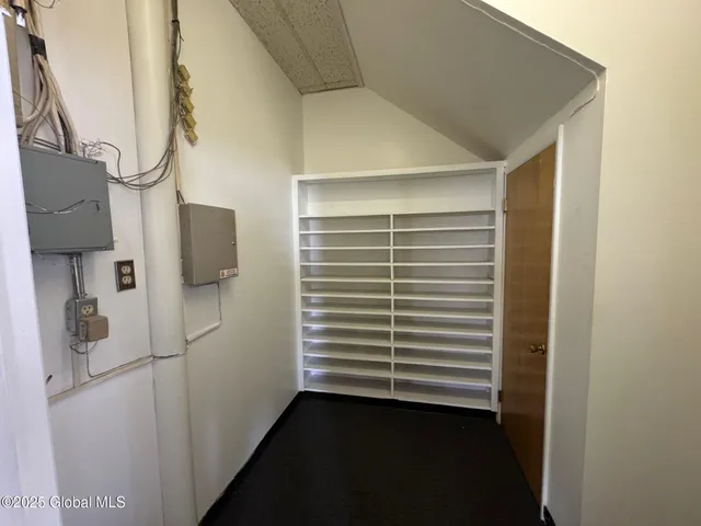 $3,000 | 35 Fuller Road, Colonie, NY 12205