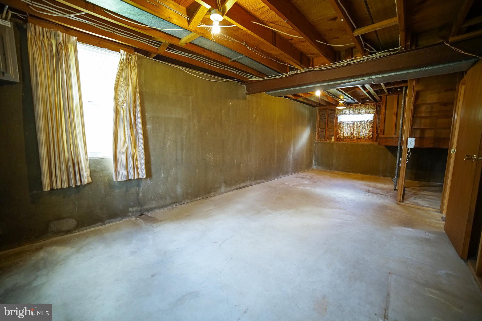 219 Northway Road Reisterstown, MD 21136 - Photo 37 of 47 tons of space